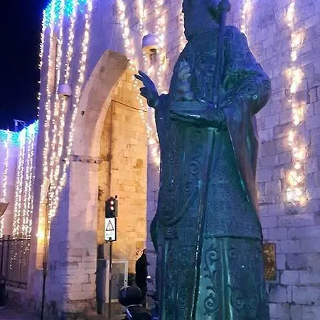 Corte Mercantile * Бари